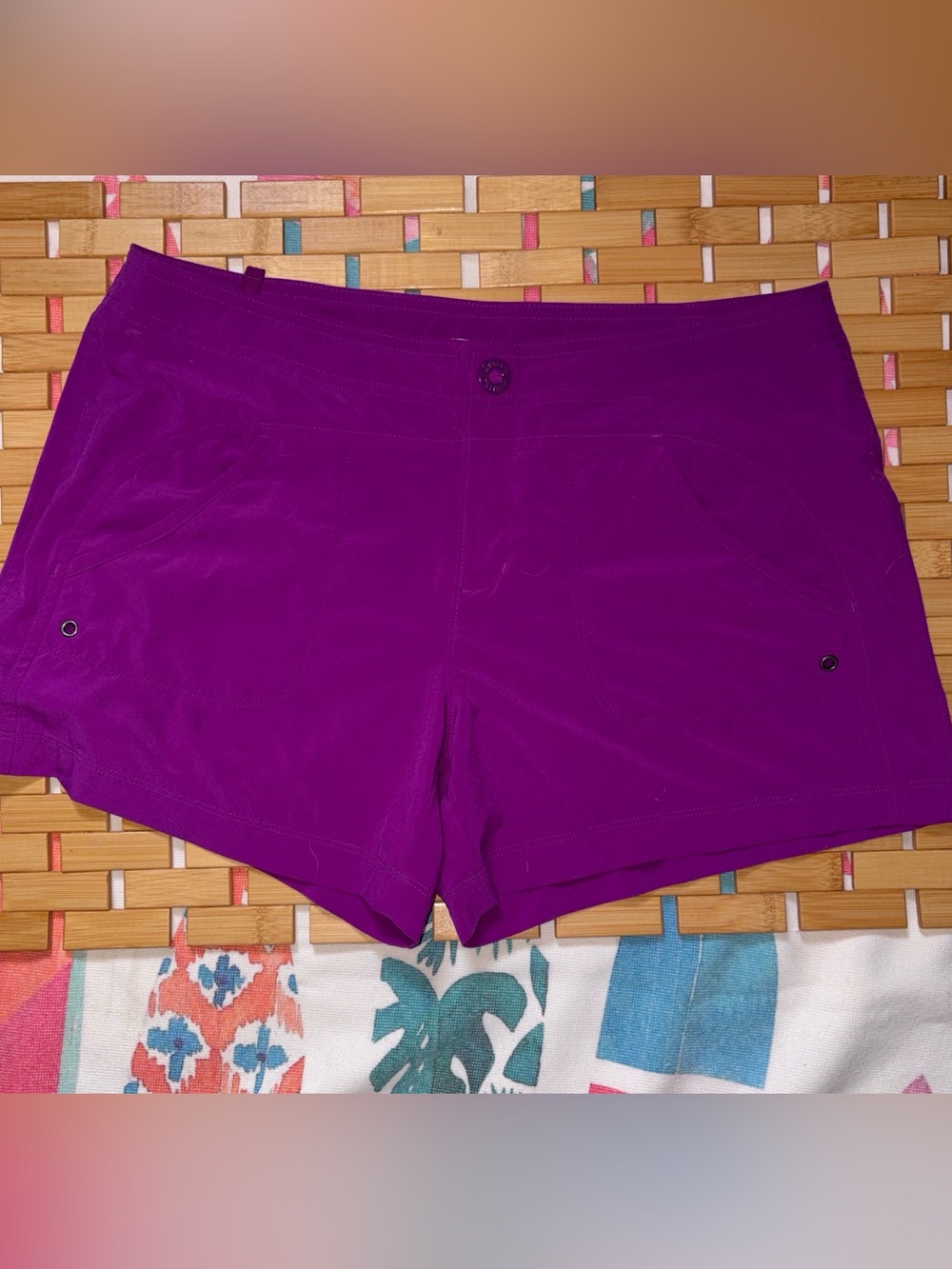 Athleta Lightweight Women’s Magenta Board Shorts - Like New sz 8